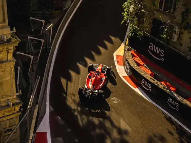 Charles Leclerc dominó la Pole en Azerbaiyán