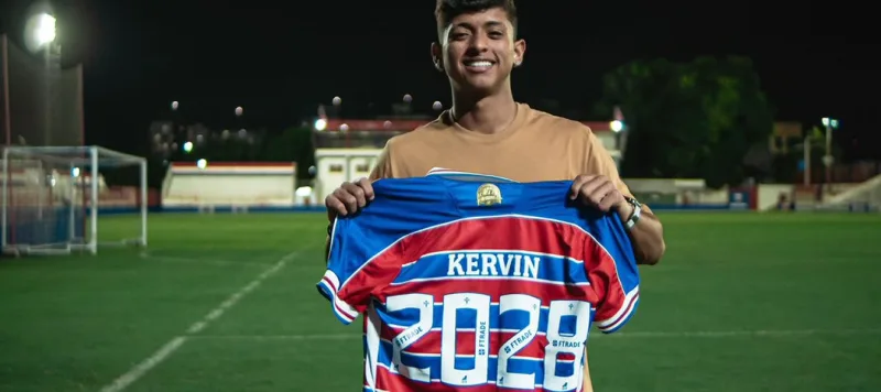 Kervin Andrade firmó con Fortaleza hasta 2028