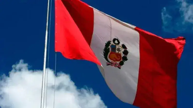 PIB de Perú crece 3,73% en abril impulsado por comercio, construcción y servicios