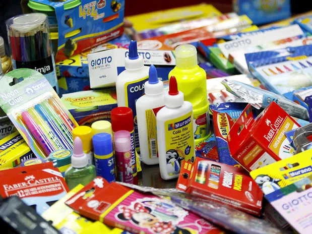 Familias financian útiles escolares en cuotas en el estado Mérida