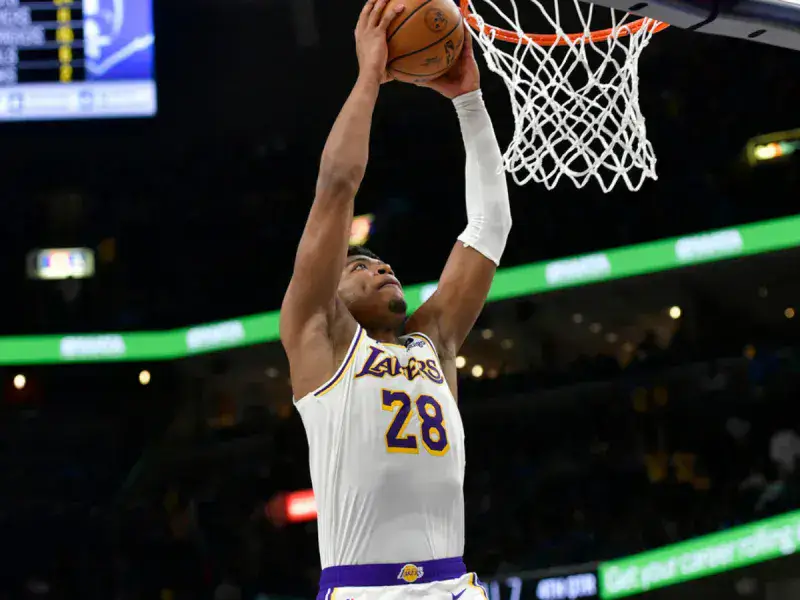 Lakers pegó primero en los playoffs