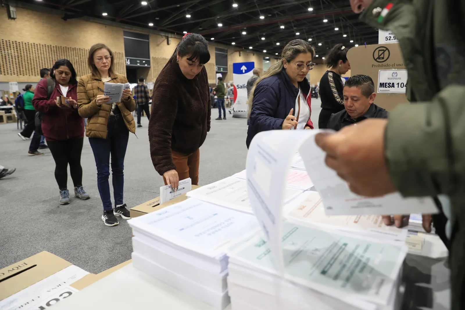 Colombia llega a la segunda vuelta presidencial marcada por una fuerte polarización
