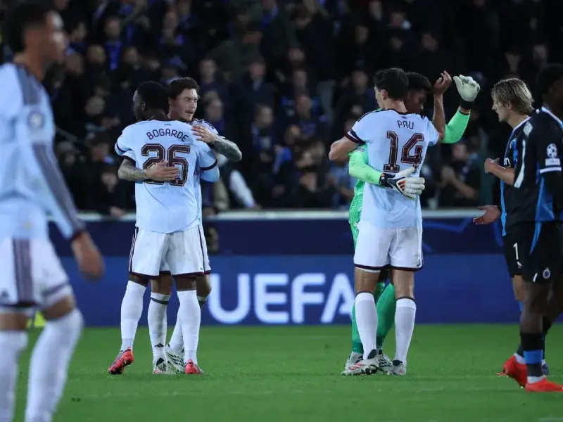 Aston Villa arranca con victoria 2-3 en la Liga de Campeones