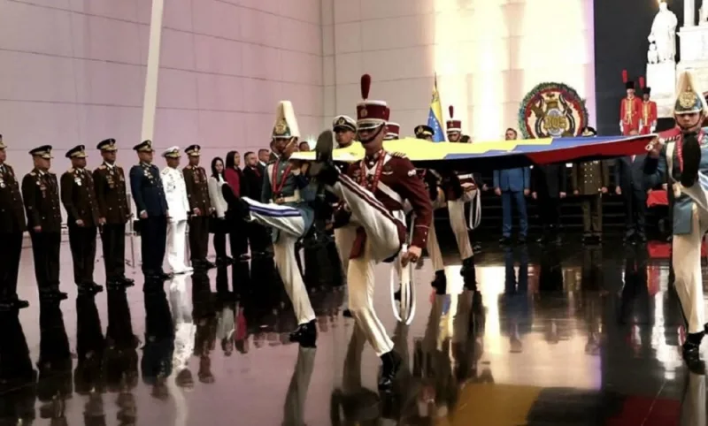 Conmemoran en Caracas los 205 años de la Batalla de Carabobo y el Día del Ejército