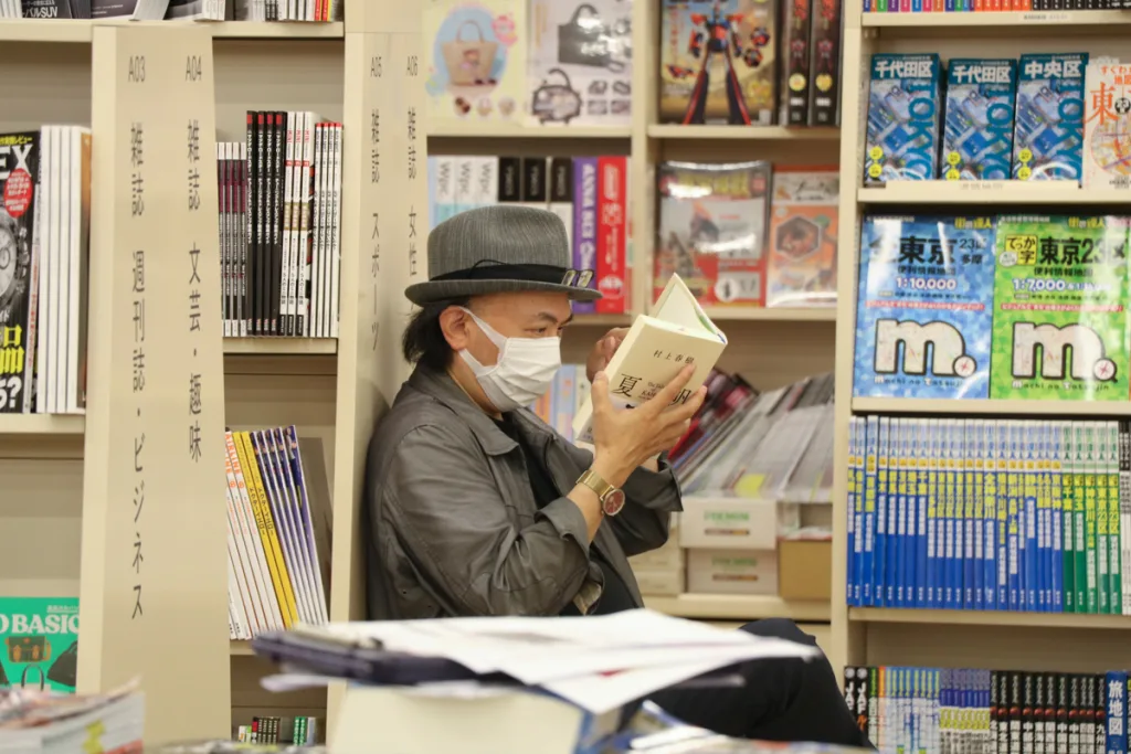 Murakami pone a circular en Japón su nueva novela, con Kaho como protagonista