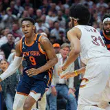 Knicks avanzan a semifinales tras 10 años