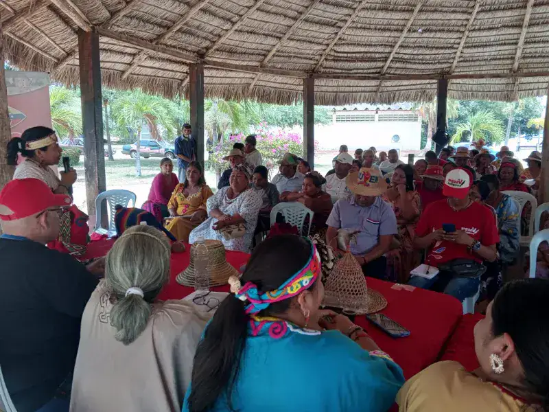 Gobierno y pueblos indígenas debaten atención de necesidades en Zulia