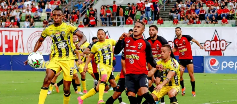 Empate clásico para abrir el G-4