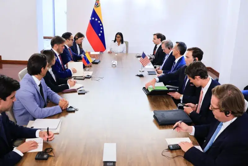 Caracas y Washington revisan comercio, energía y finanzas