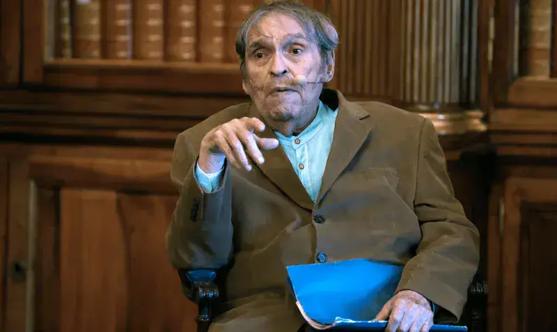 Para Rafael Cadenas "la escritura no tiene límites"