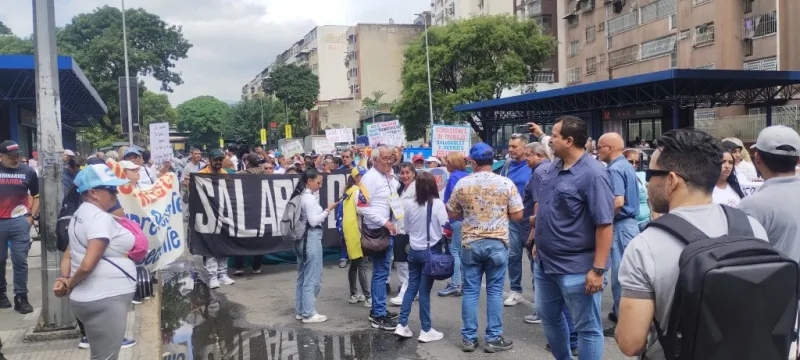 Trabajadores de salud marchan en Caracas por salarios dignos y atención gratuita