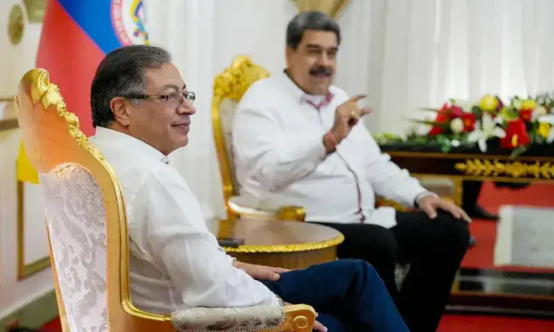 Gobierno reconoce "esfuerzos" de Petro en reactivar el diálogo