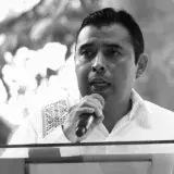 Atacan a tiros al alcalde de Temoac dentro de su sede municipal