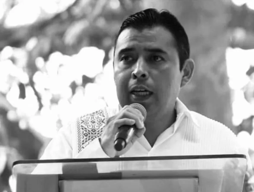 Atacan a tiros al alcalde de Temoac dentro de su sede municipal