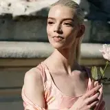 Cómo usar perfume en verano sin dañar la piel ni perder frescura
