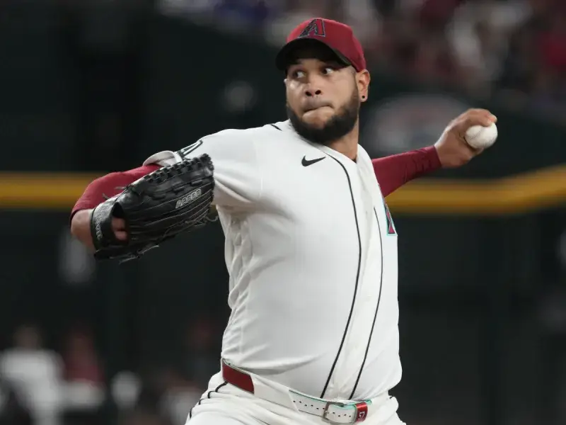 Rodríguez frenó a Dodgers y aseguró el triunfo de Arizona