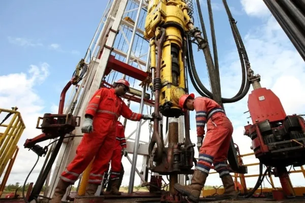 Venezuela eleva un 40% sus exportaciones de crudo a EE. UU