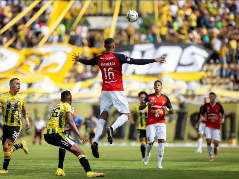 Táchira y Caracas firmaron empate en Pueblo Nuevo