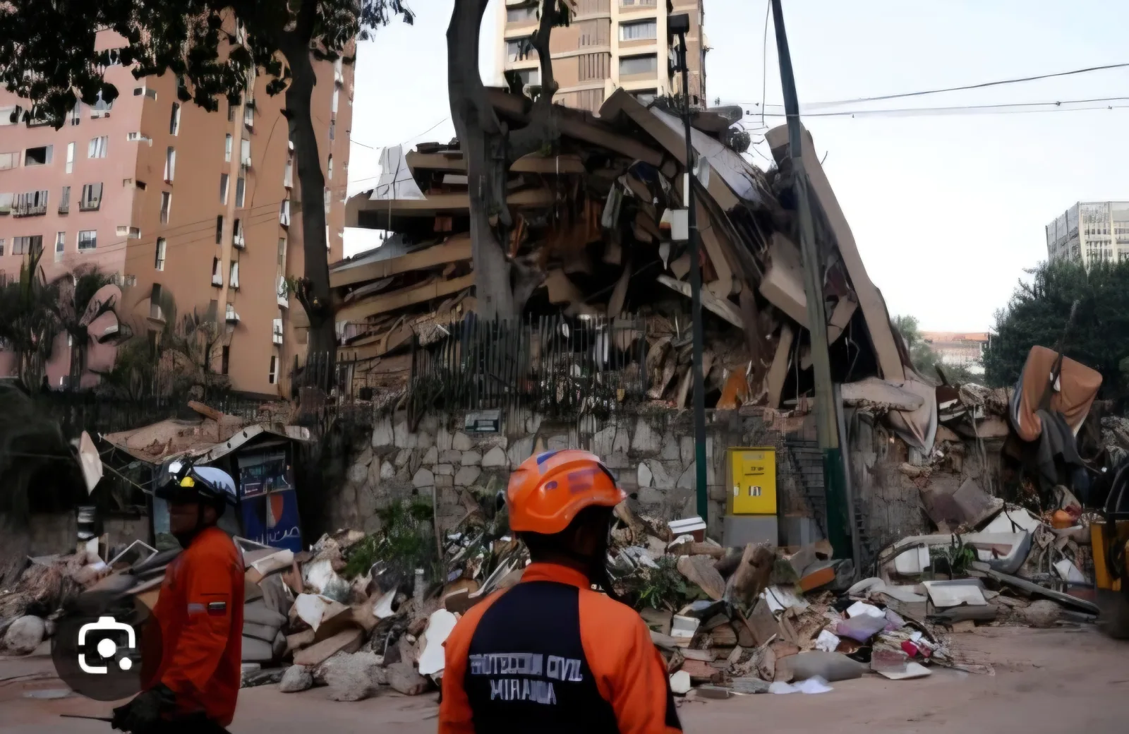Sube a 62 el saldo fatal por derrumbes en Chacao