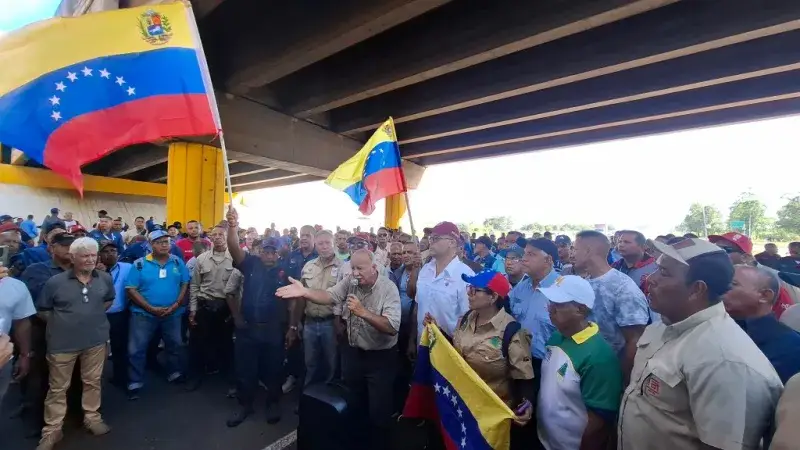 Trabajadores de Guayana protestan por deudas laborales y salarios
