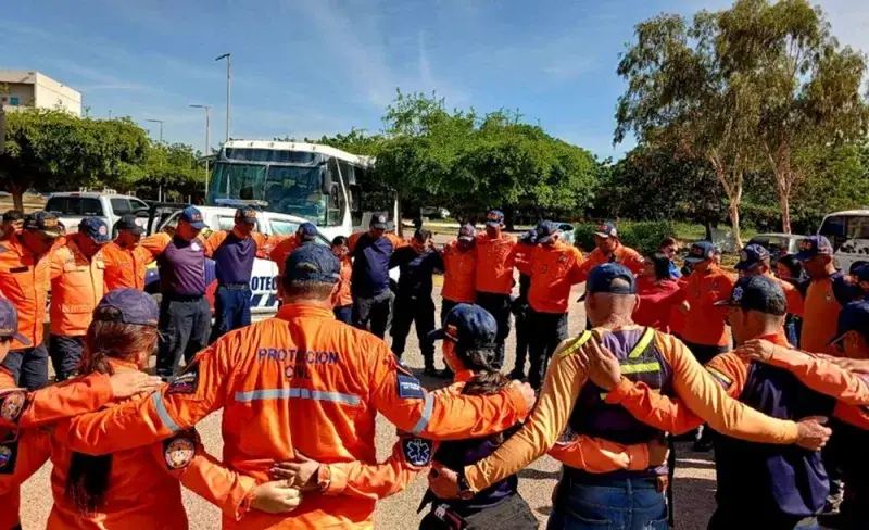 Zulia envió 34 rescatistas a Caracas y La Guaira
