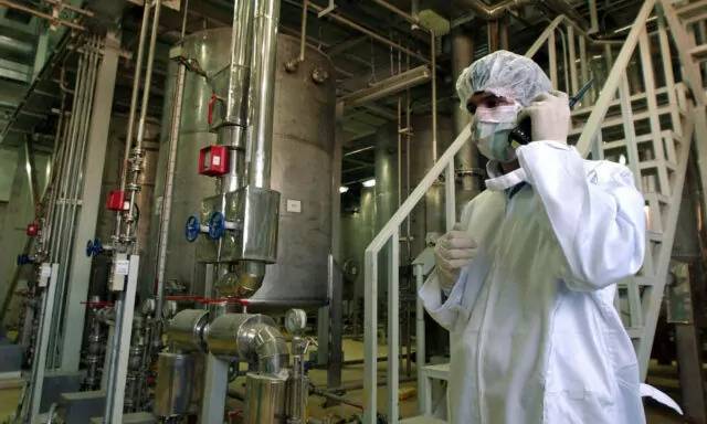 ONU alerta que Irán triplicó producción de uranio altamente enriquecido