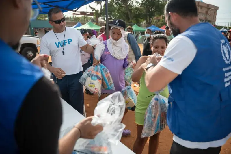 PMA reparte alimentos tras sismos en Venezuela