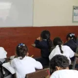 Escuelas públicas presentan fallas en lectura, escritura y matemática