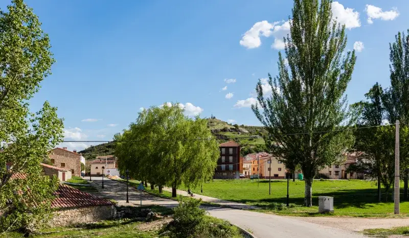 File:Taravilla, Guadalajara, España, 2017-05-25, DD 08.jpg