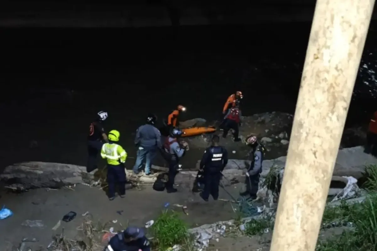 Muere hombre tras caer al río Guaire a la altura de Petare
