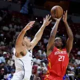 Houston asegura a Isaiah Crawford por cuatro temporadas