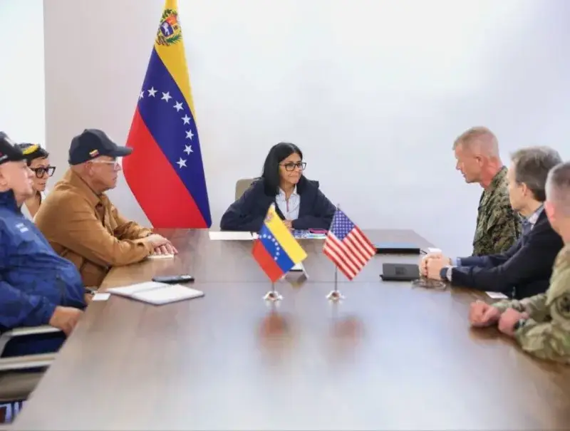Delcy Rodríguez coordina ayuda humanitaria con el MG estadounidense Kevin Jarrard