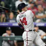 Adam Duvall se fracturó la muñeca
