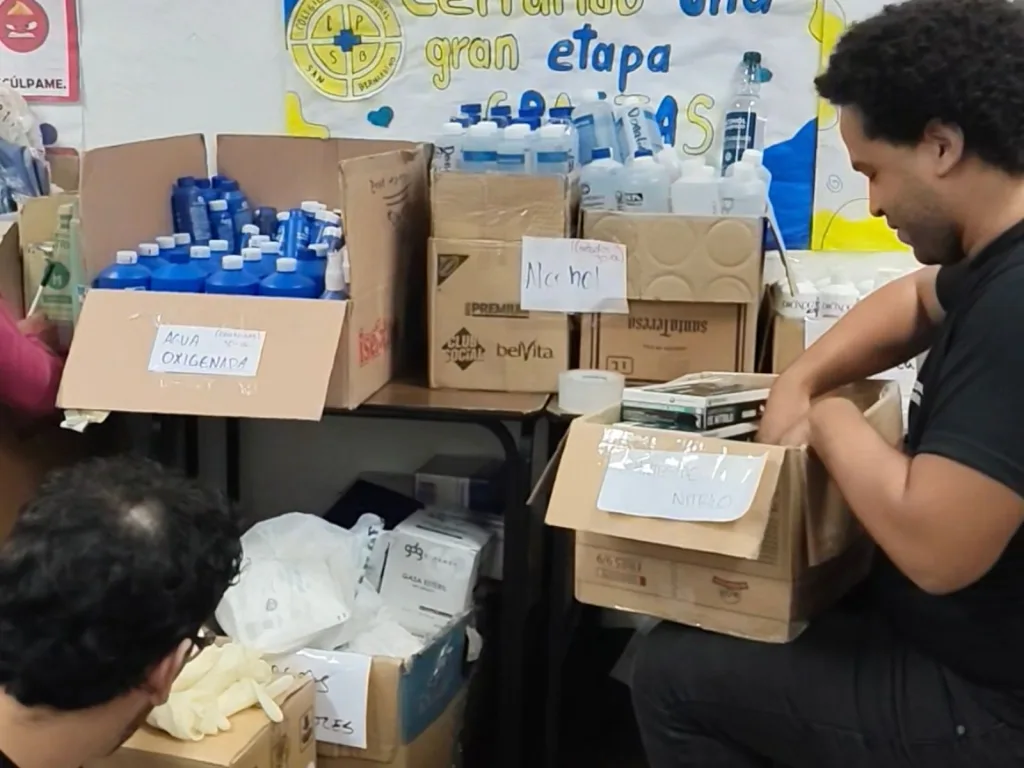 Parroquia en Caracas se convierte en centro de acopio tras los sismos del 24 de junio