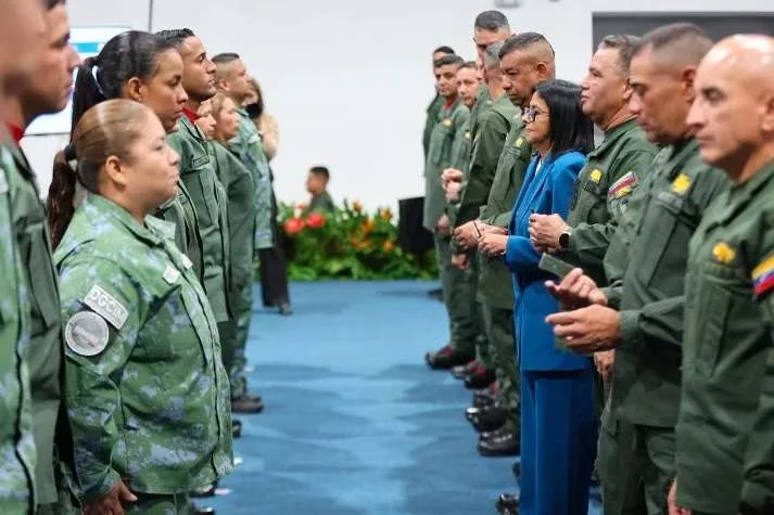 Reestructuración militar: cambios en el mando de la FANB