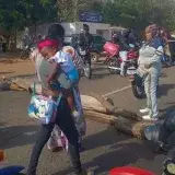 Protestan en el municipio Guajira por bloqueo fronterizo