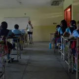 Con baja afluencia de estudiantes reinician las clases en Maracaibo