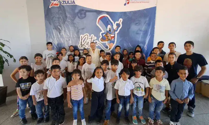 Inauguran Escuela de Gaita Guillermo "Memo" Morón en la Villa Deportiva