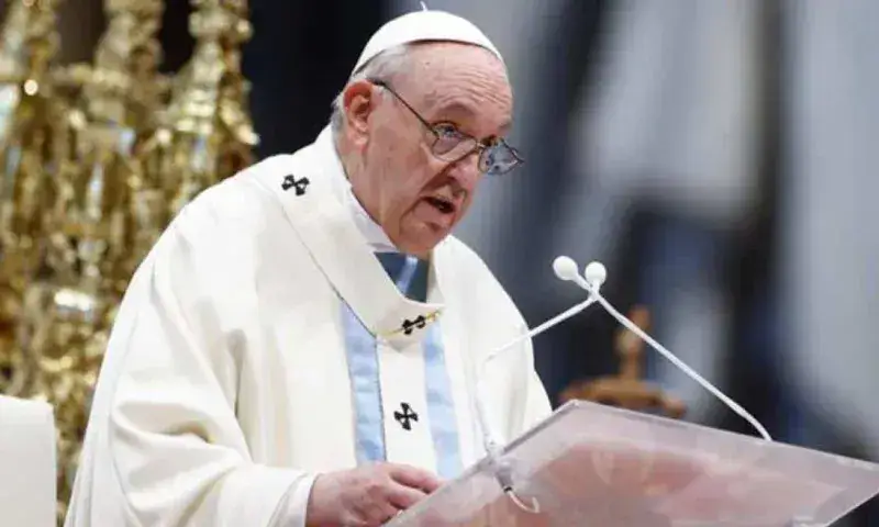 El Papa aborda con C9 necesidad de esfuerzo de la Iglesia por la paz