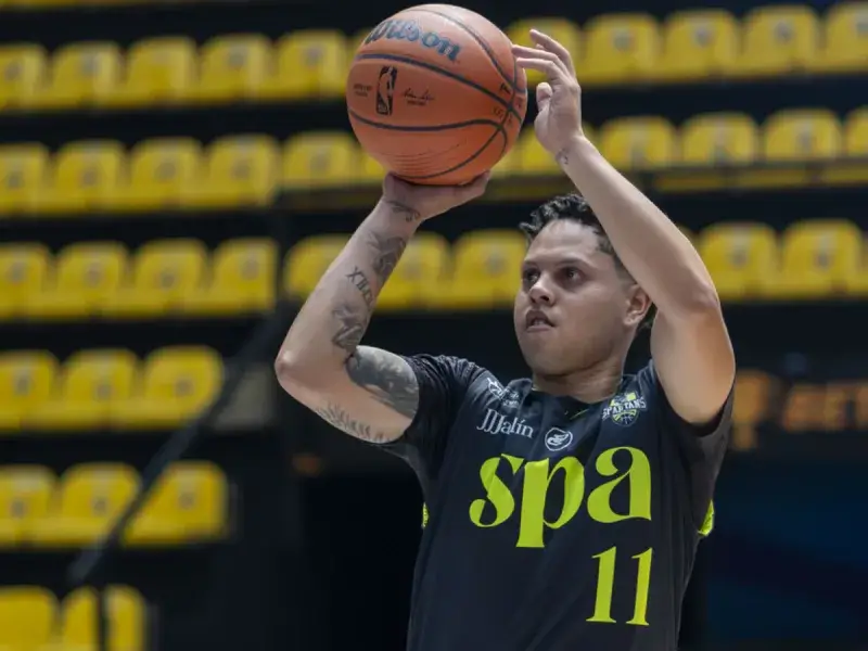 Heldrin Guillent se suma a Spartans para la temporada