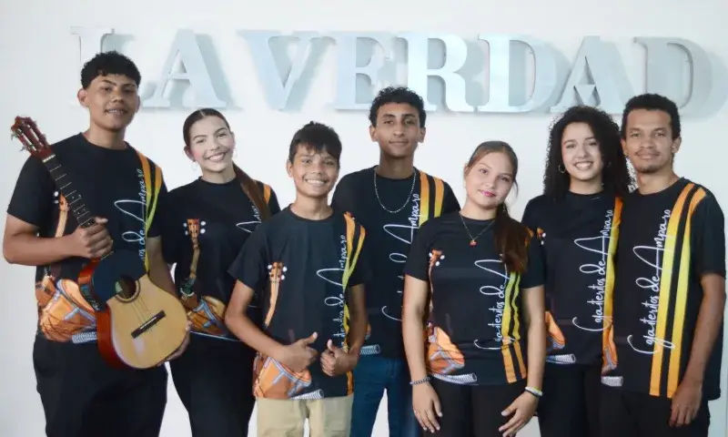 Gaiteritos de Amparo lanza El calor de mi tierra