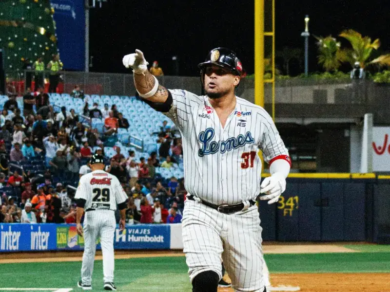 Leones del Caracas prescinde de Oswaldo Arcia y Miguel Rodríguez