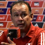 Perú dio la lista de convocados del torneo local para enfrentar a la Vinotinto