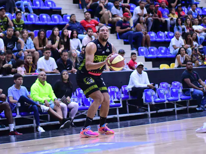 Spartans extendió la mala racha de Piratas