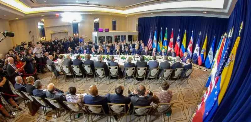 File:Secretary Pompeo Participates in a Meeting on Venezuela Hosted by President Trump (48794286472).jpg