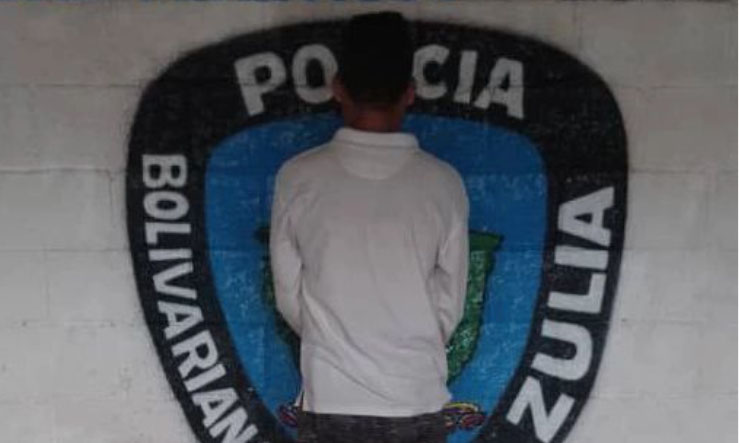 Detienen a médico que prometió dar celular a joven por hacerle sexo oral