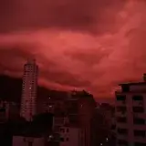 Caracas cerró el 30 de junio con un atardecer rojo y morado tras el sismo