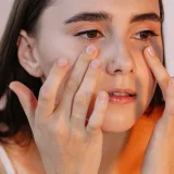 The 13 Best Caffeine Eye Creams That De-Puff in a Flash