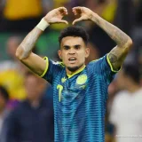 Colombia vence 3-1 a Uzbekistán en su estreno en el Mundial