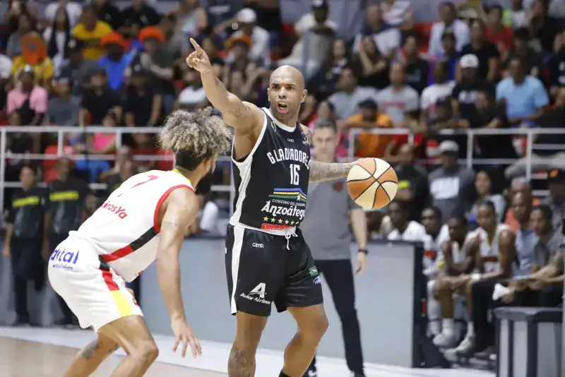 Imágenes de una extraordinaria victoria en el Coliseo